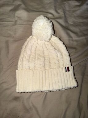 Tommy Hilfiger Ivory Cable Knit Pom Pom Beanie